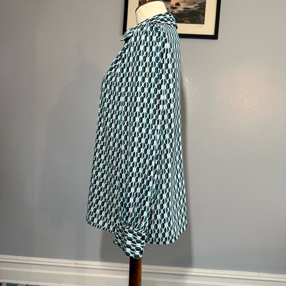 Dunnes Geometric Patterned Blouse - Picture 2 of 6